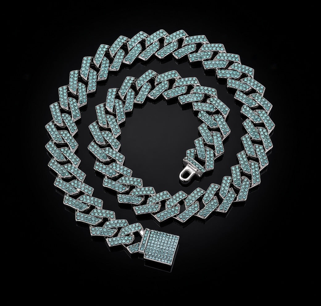 Collier Cuban Link Iced-Out — DRIPP
